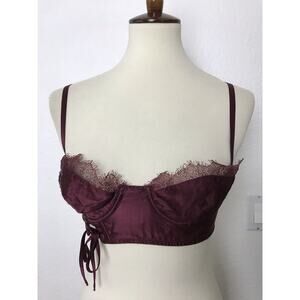Frederick's of Hollywood Jacalyn Bennett Lingerie Bra Lace Up